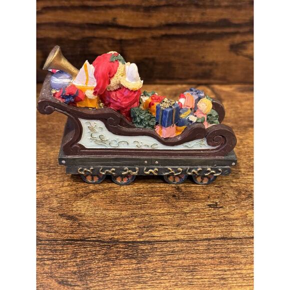 1998 JC Penney Home Towne Express with Original Box - Santa’s Gift Sleigh - Picture 4 of 7